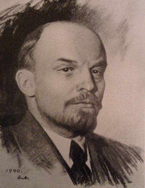 Портрет Ленина карандашом