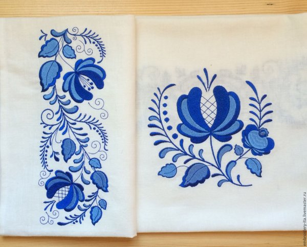 Растительные мотивы Гжели