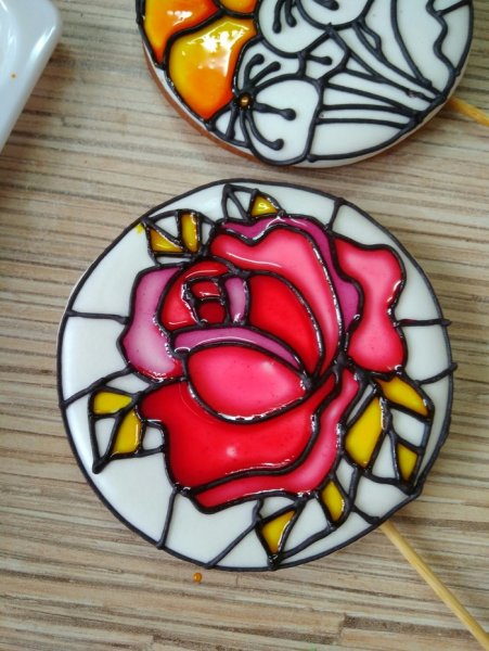 Пряничный витраж