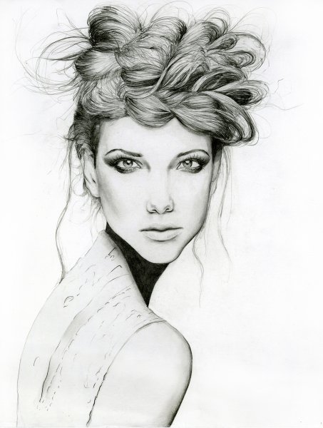 Женщина карандашом