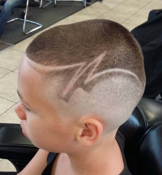 Сьоижеи с узорами для мальчиков