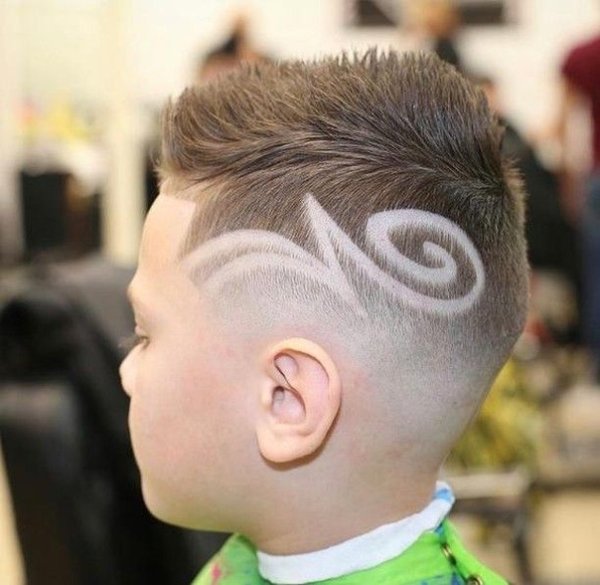 Выстриги для мальчиков на светлых волосах