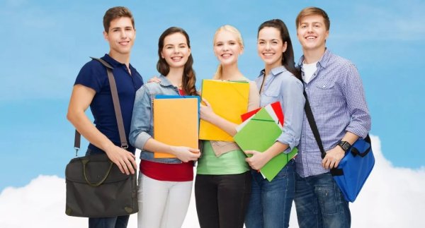 Школьники и студенты