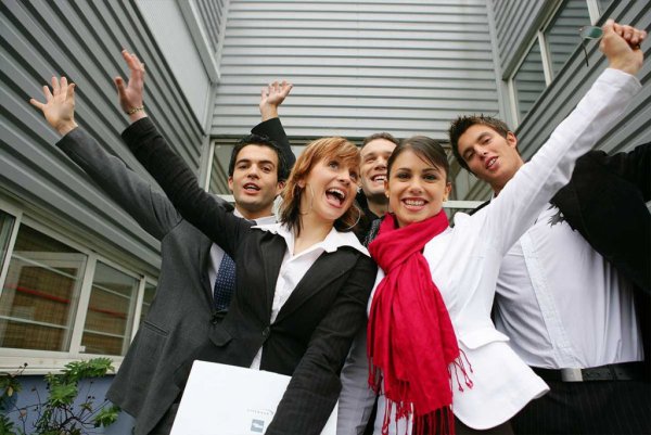 Молодые специалисты выпускники