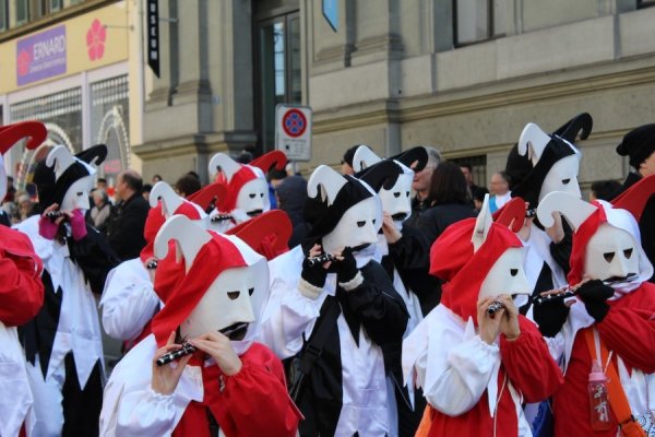 Карнавал Сильвестр-Клаусов в Швейцарии