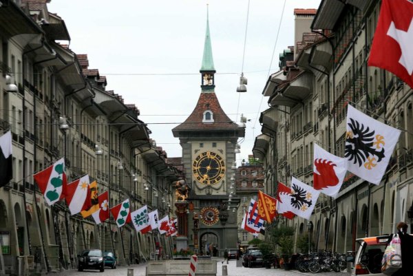 Берн Швейцария площадь