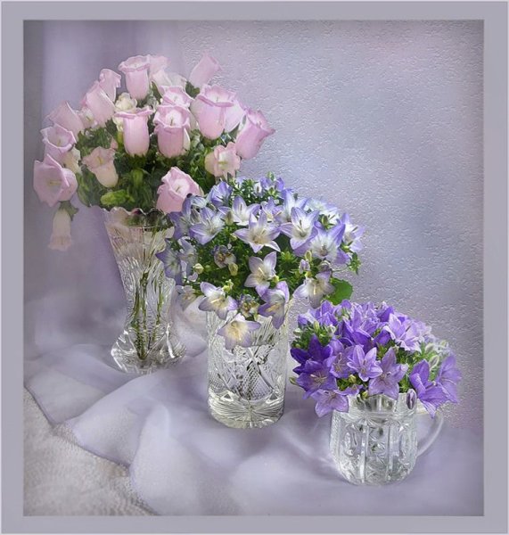 Букет в хрустальной вазе