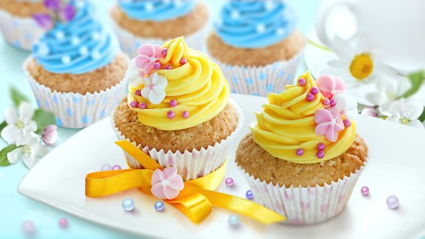 Капкейки желтые