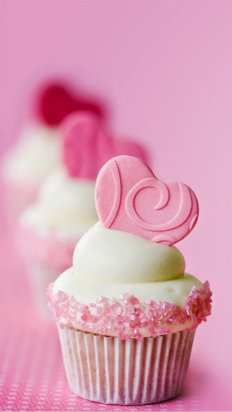 Розовые вкусняшки