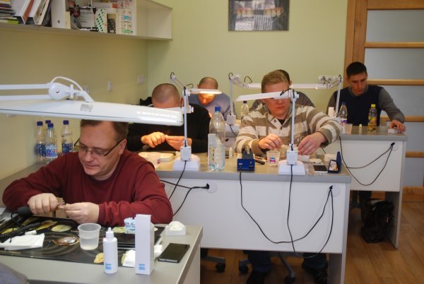 Зуботехник фото