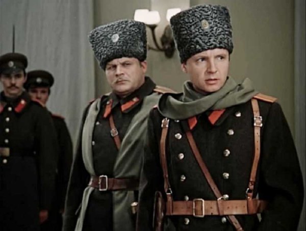 Дни Турбиных фильм 1976 Постер