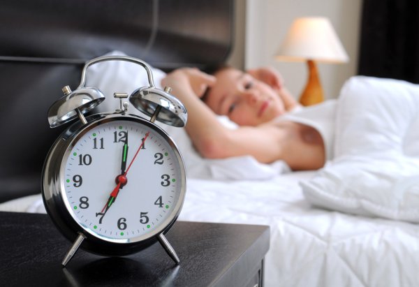 Вставать по будильнику