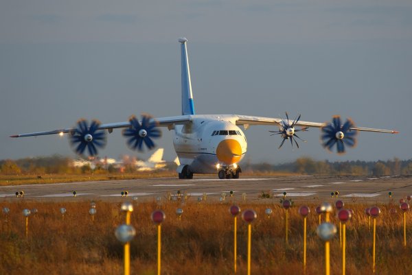 Авиабаза Киев