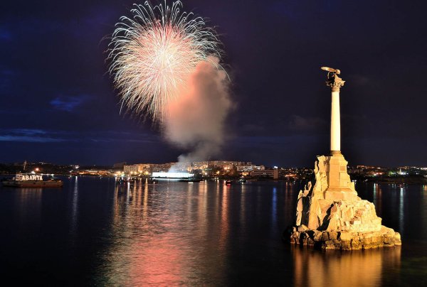 Салют 9 мая Севастополь