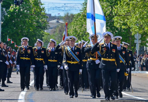 День Победы Севастополь салют