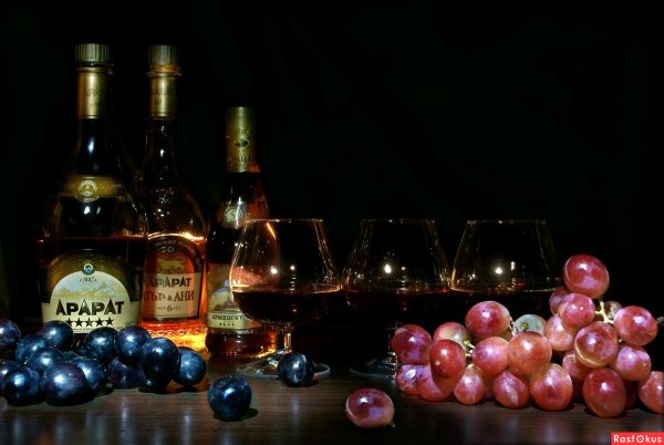 Натюрморт с коньяком