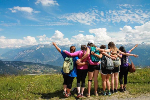 Подростки путешествуют