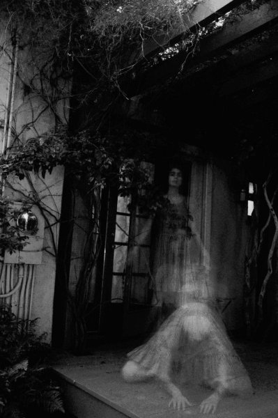 Духи призраки привидения