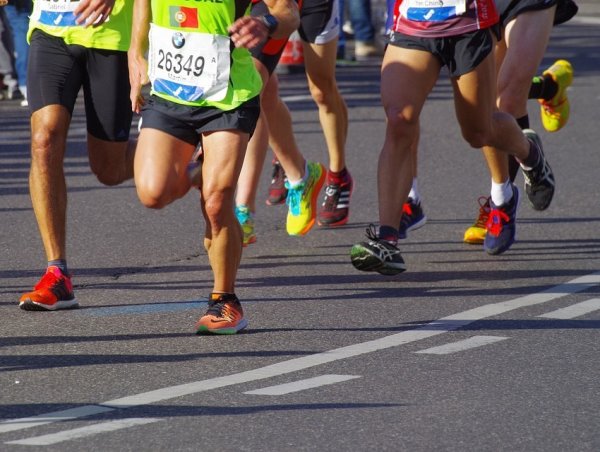 Бег кросс марафон