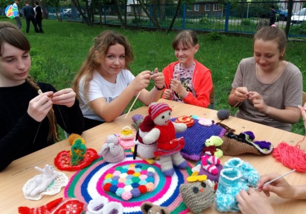 Всемирный день вязания