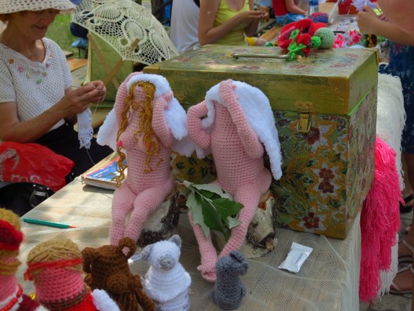 Всемирный день вязания