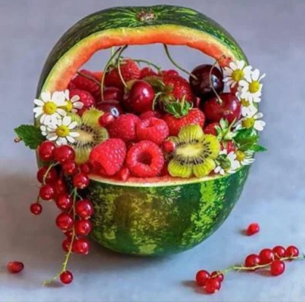 Фигурки из фруктов для детей