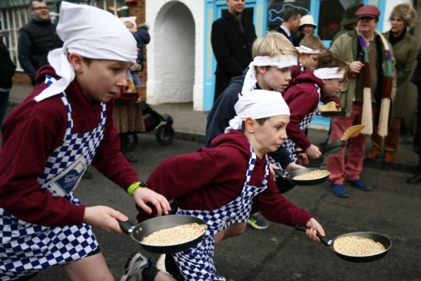Pancake Feast в Англии