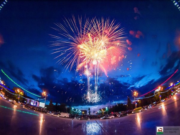 Салют в Уфе на день города