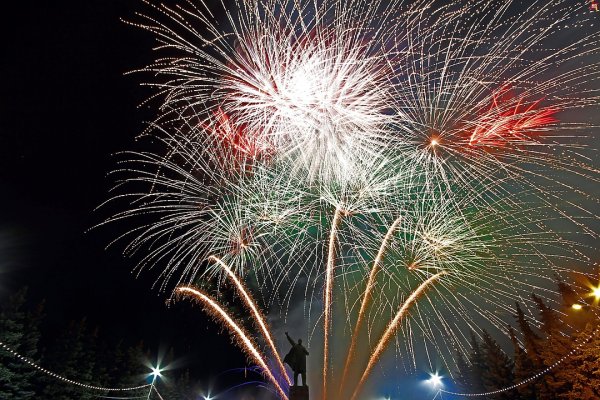 Салют в Уфе Ватан