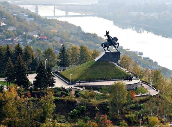 Памятник Салавату Юлаеву в Уфе
