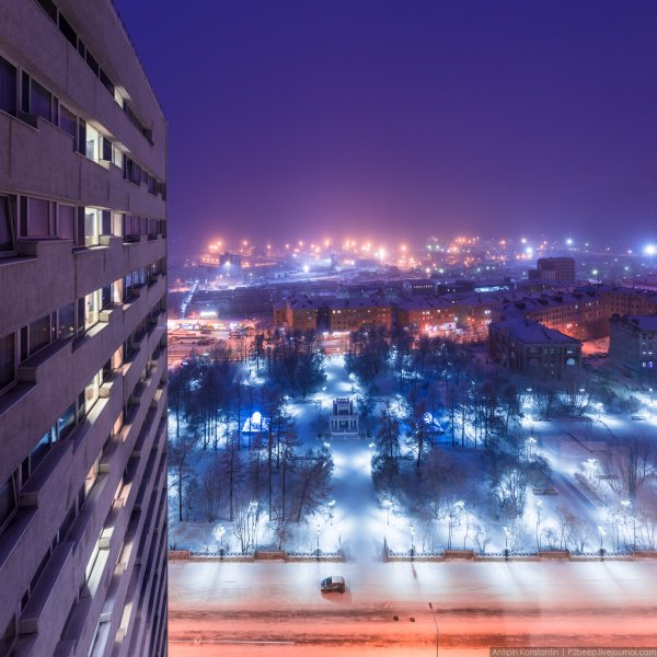 Мурманск ночью