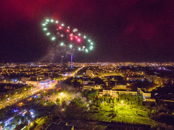 День России салют