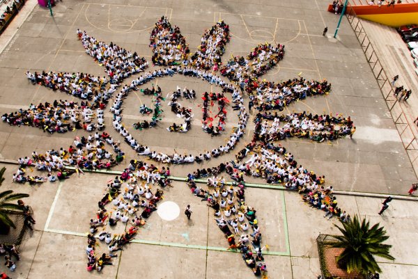 Цифры из людей