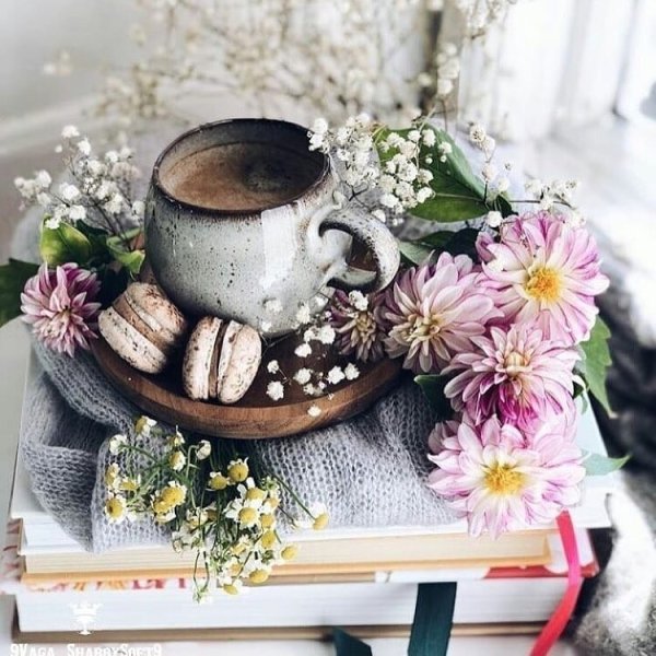 Композиции с чашкой кофе