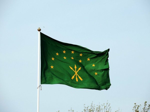 Адыгский Черкесский флаг