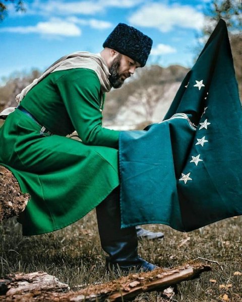 Адыгэ нып Черкесский флаг