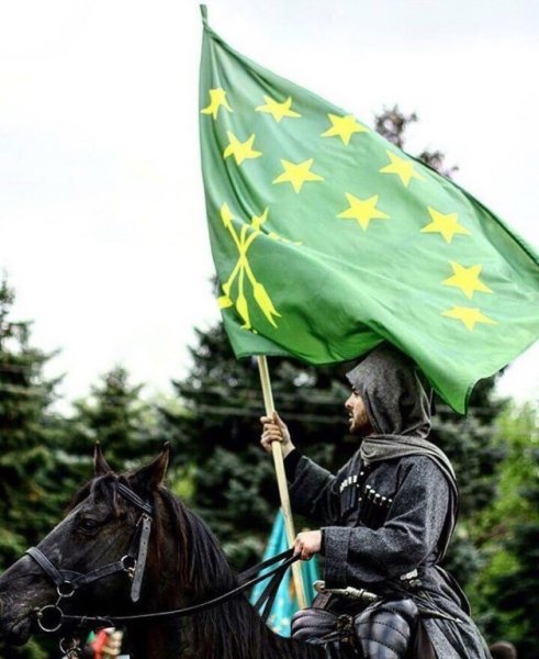 Адыгский Черкесский флаг