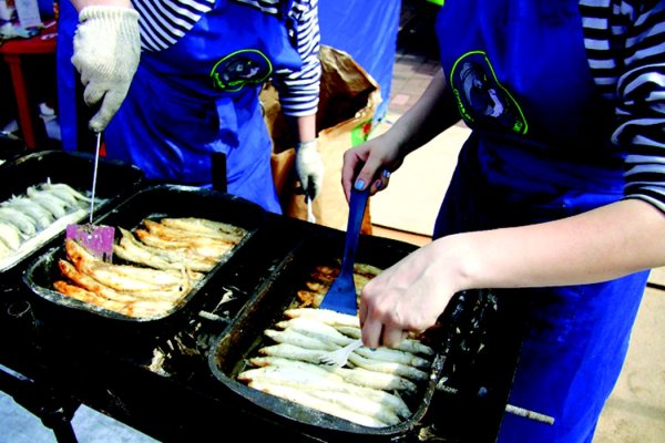 Фестиваль корюшки в Санкт-Петербурге