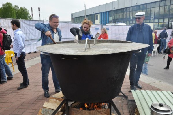 Фестиваль корюшки в Санкт-Петербурге