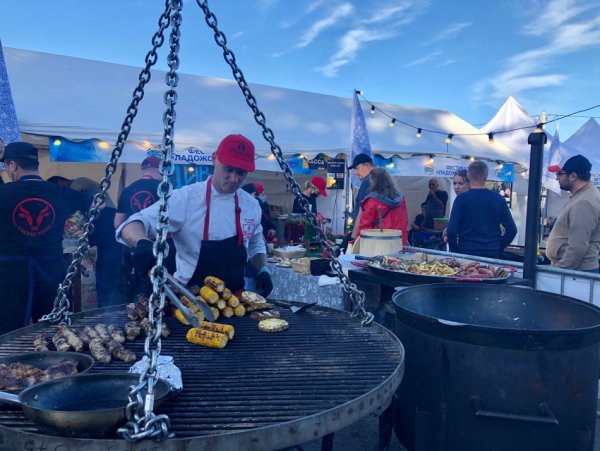 Фестиваль корюшки в Питере