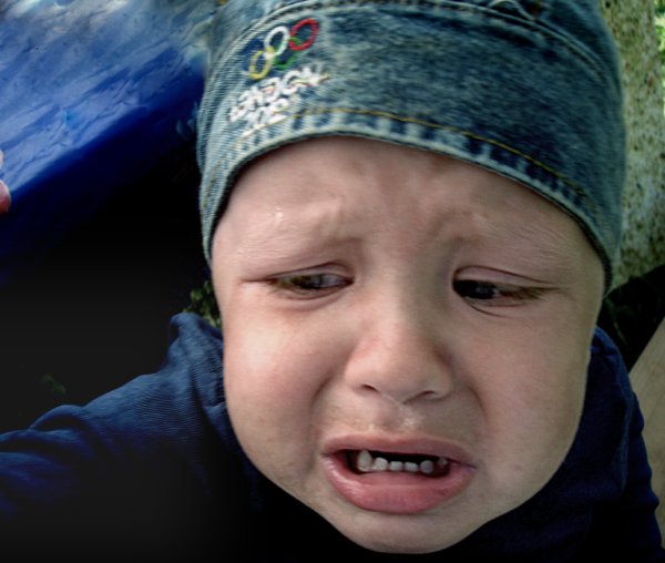 Мальчик нытик