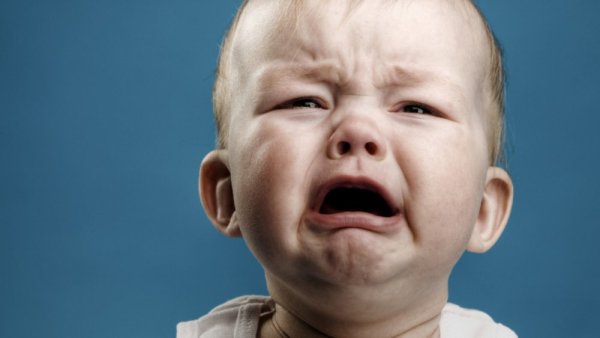 Ребенок нытик