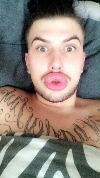 Праздник губошлёпов картинки