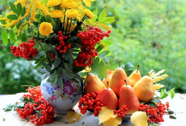 Осенний Солнечный букет с рябиной