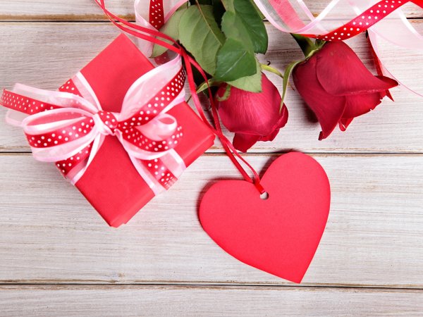 Поздравления с днём Святого Валентина