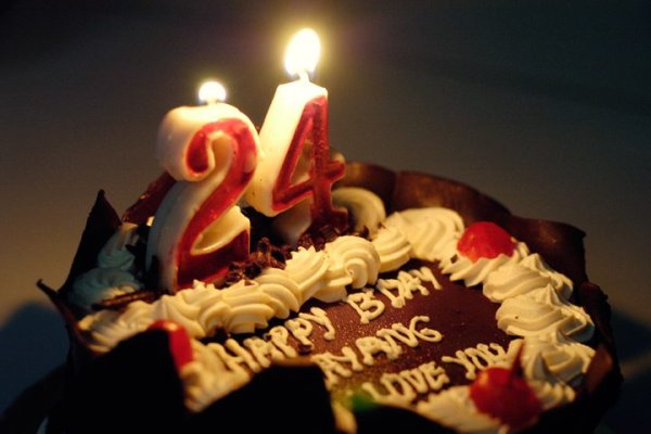 24 Года день рождения