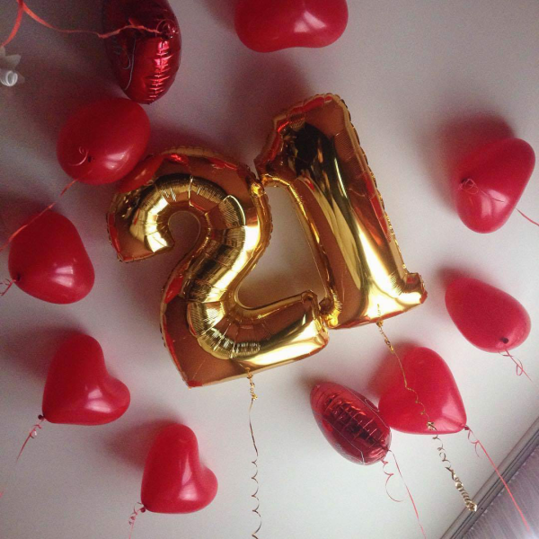 Цифра 23 красная