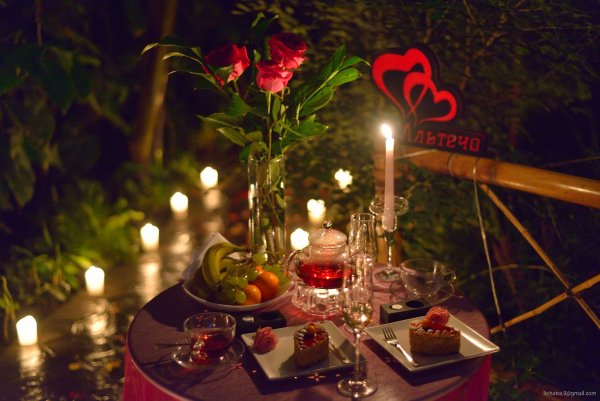 Романтический вечер на берегу