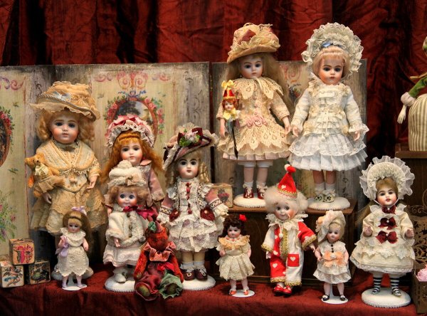 Ярмарка кукол