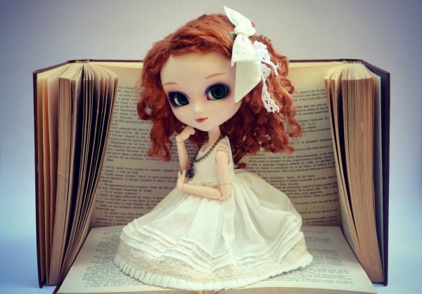 Стол для кукол